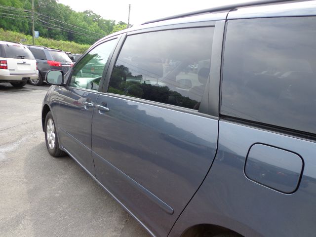 2008 Toyota Sienna SR5 Sport Edition