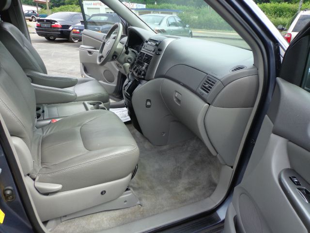 2008 Toyota Sienna SR5 Sport Edition