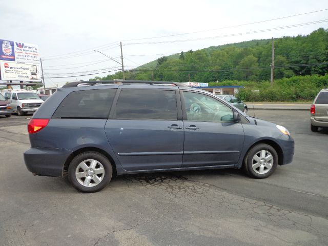 2008 Toyota Sienna SR5 Sport Edition