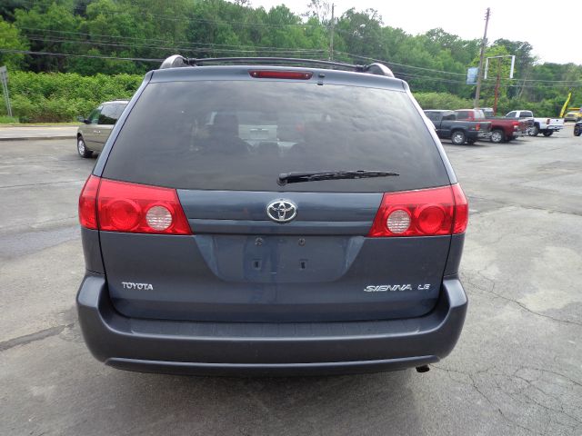 2008 Toyota Sienna SR5 Sport Edition