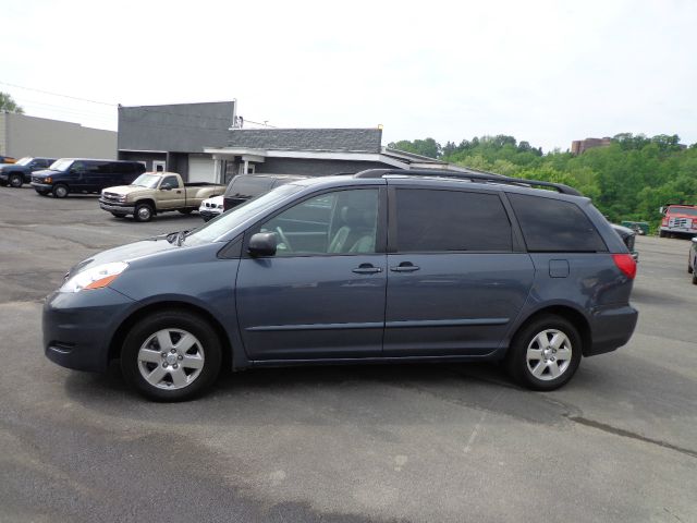 2008 Toyota Sienna SR5 Sport Edition