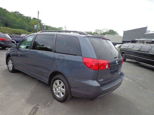 2008 Toyota Sienna SR5 Sport Edition