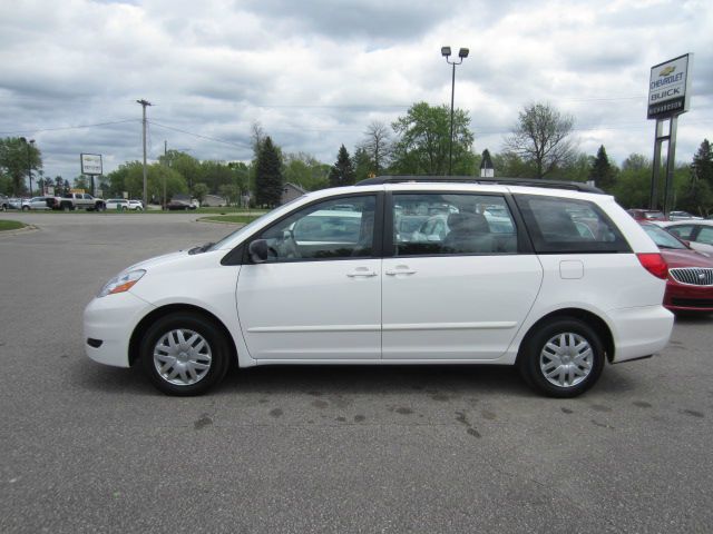 2008 Toyota Sienna XLT, Local Trade In