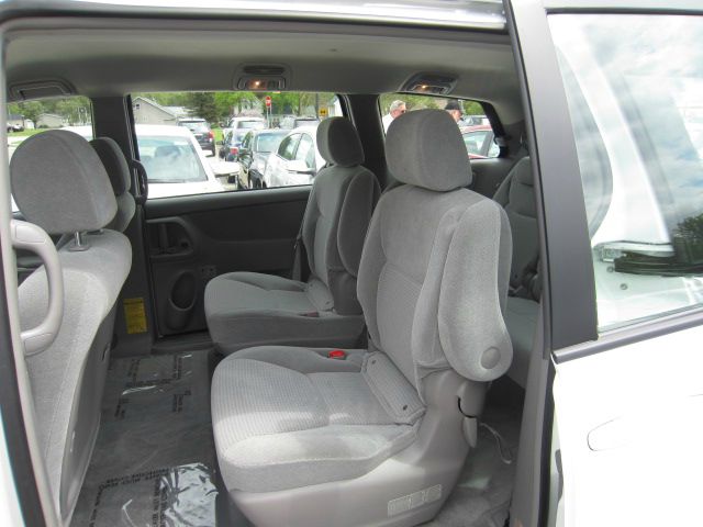 2008 Toyota Sienna XLT, Local Trade In