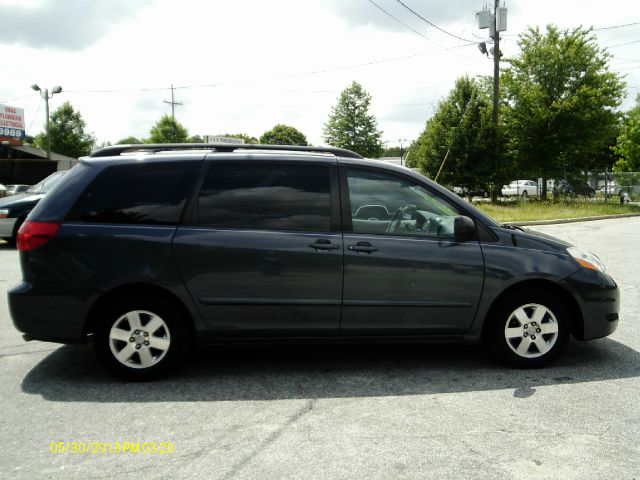 2008 Toyota Sienna SR5 Sport Edition