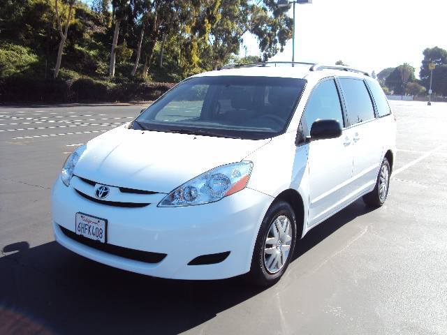 2009 Toyota Sienna X