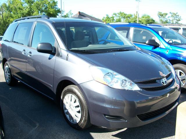 2009 Toyota Sienna XLT, Local Trade In