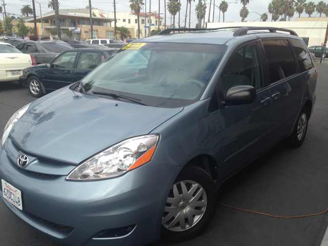 2009 Toyota Sienna 1996 Buick