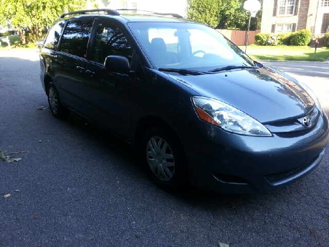 2009 Toyota Sienna XLT, Local Trade In