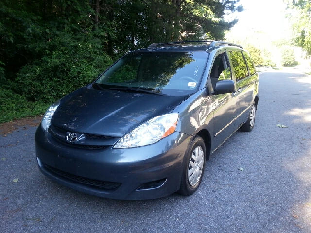 2009 Toyota Sienna XLT, Local Trade In