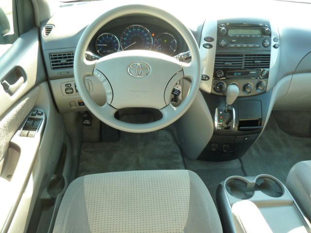 2009 Toyota Sienna Unknown