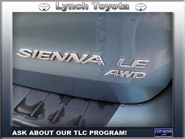 2009 Toyota Sienna XLT 4.6L 4WD