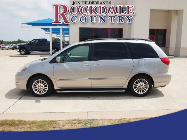 2009 Toyota Sienna SLT 25