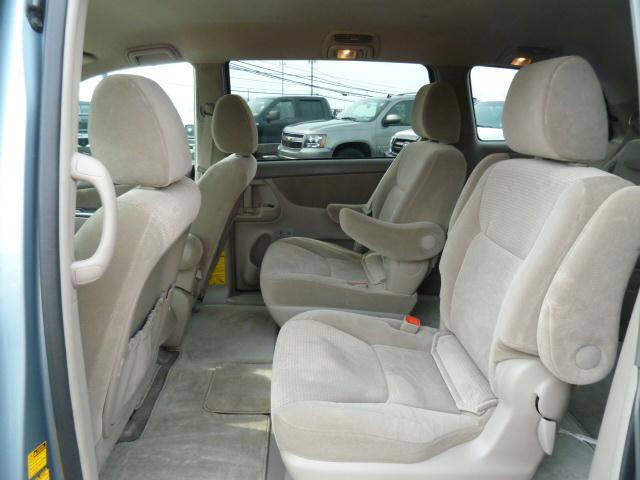 2009 Toyota Sienna Unknown