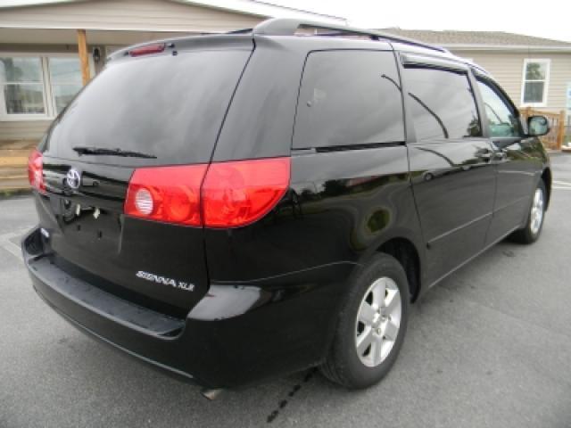 2010 Toyota Sienna Unknown