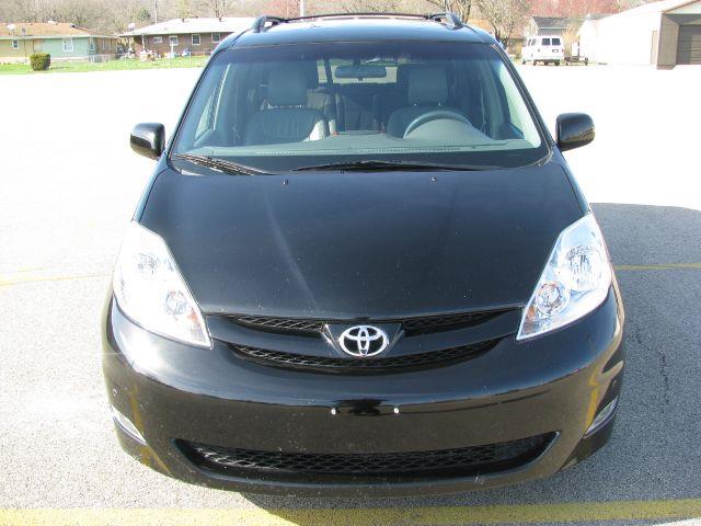 2010 Toyota Sienna SR5 Sport Edition