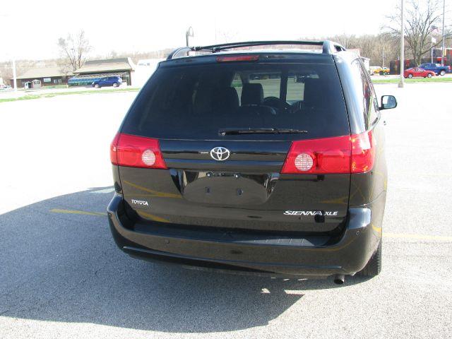 2010 Toyota Sienna SR5 Sport Edition