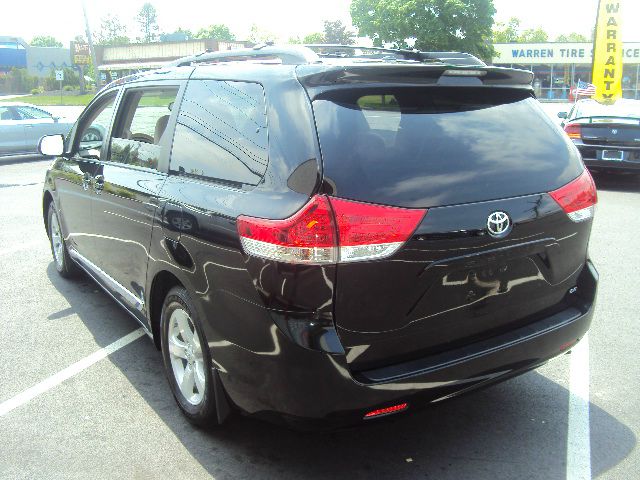 2011 Toyota Sienna 4dr Wgn Auto Grand Touring