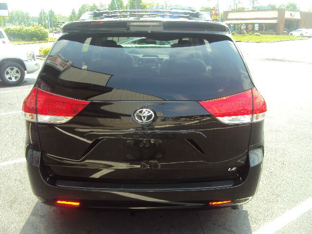 2011 Toyota Sienna 4dr Wgn Auto Grand Touring