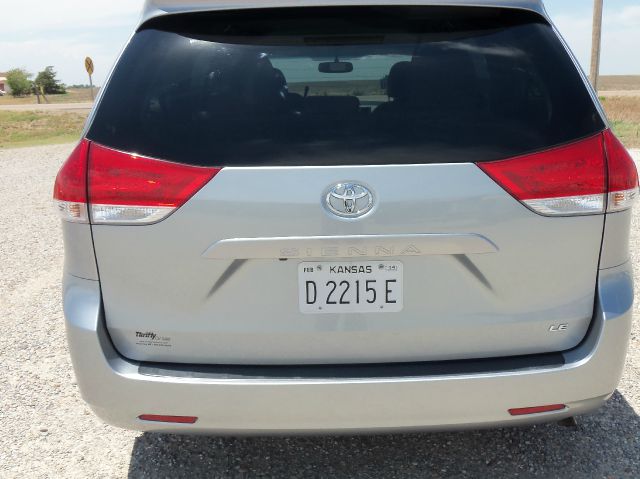 2011 Toyota Sienna 4dr Wgn Auto Grand Touring