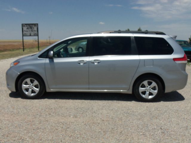 2011 Toyota Sienna 4dr Wgn Auto Grand Touring