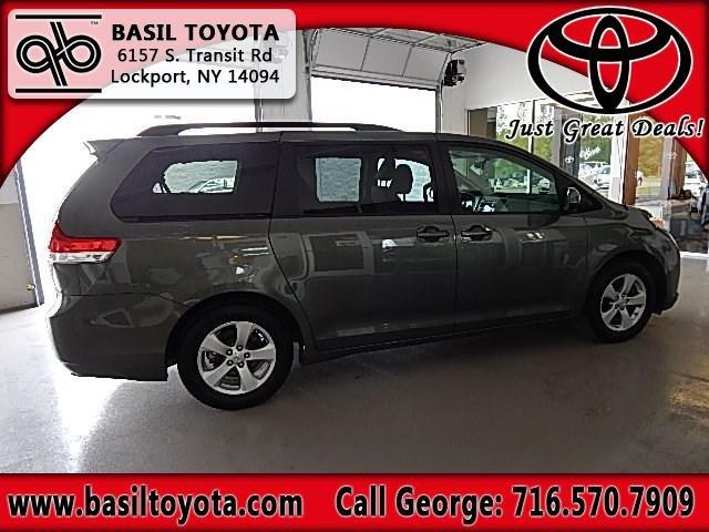 2011 Toyota Sienna Unknown