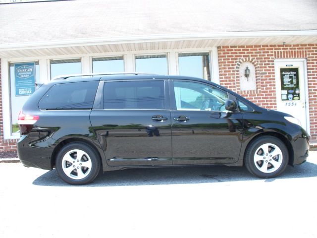 2011 Toyota Sienna 4dr Wgn Auto Grand Touring