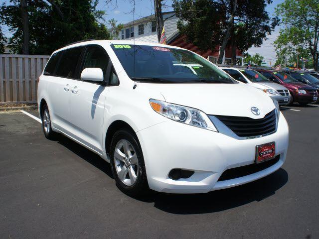 2011 Toyota Sienna X Limited W/nav