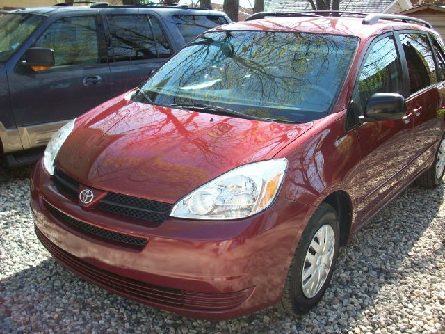 2011 Toyota Sienna LE 1.8