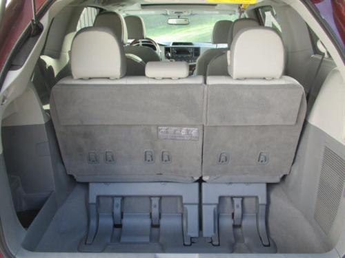 2011 Toyota Sienna 6 Speed Transmision