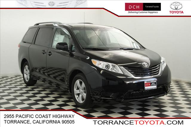 2012 Toyota Sienna Limited 4.6L 4WD