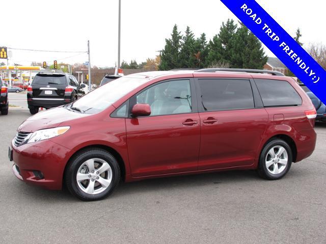 2012 Toyota Sienna X