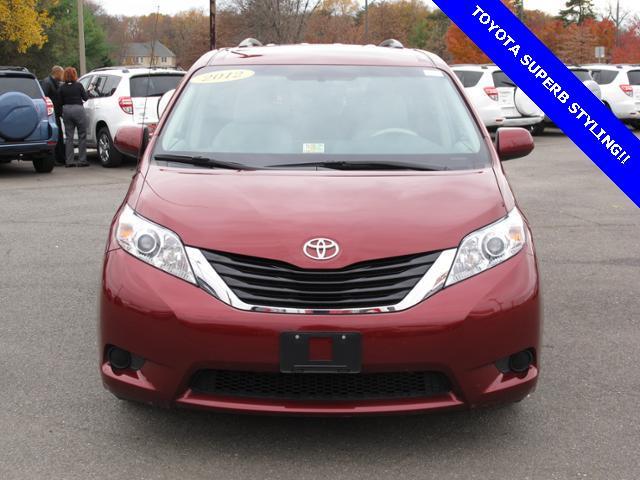 2012 Toyota Sienna X