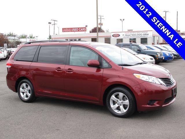 2012 Toyota Sienna X