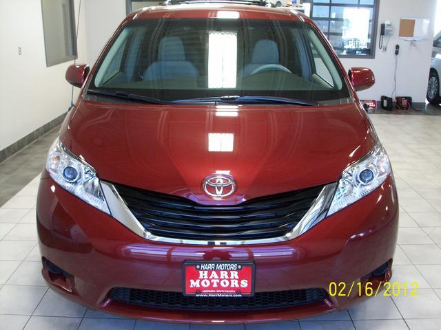 2012 Toyota Sienna Base