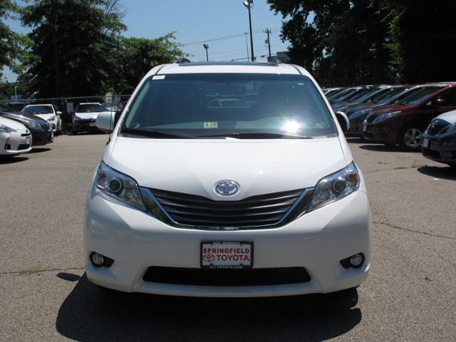 2013 Toyota Sienna SEL Sport Utility 4D