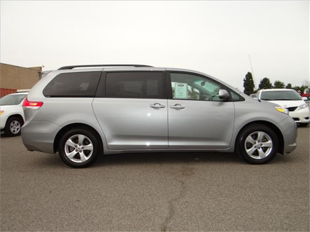 2013 Toyota Sienna X Limited W/nav