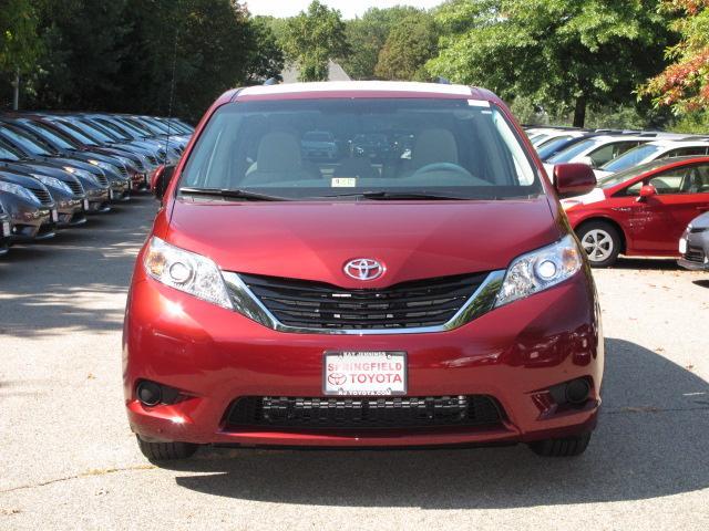 2014 Toyota Sienna X