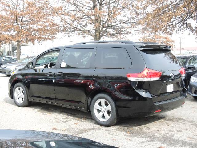 2014 Toyota Sienna X