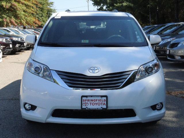 2014 Toyota Sienna SEL Sport Utility 4D