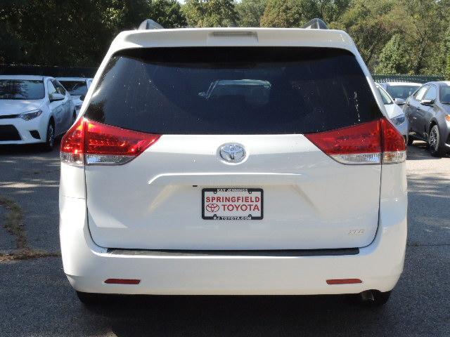 2014 Toyota Sienna SEL Sport Utility 4D