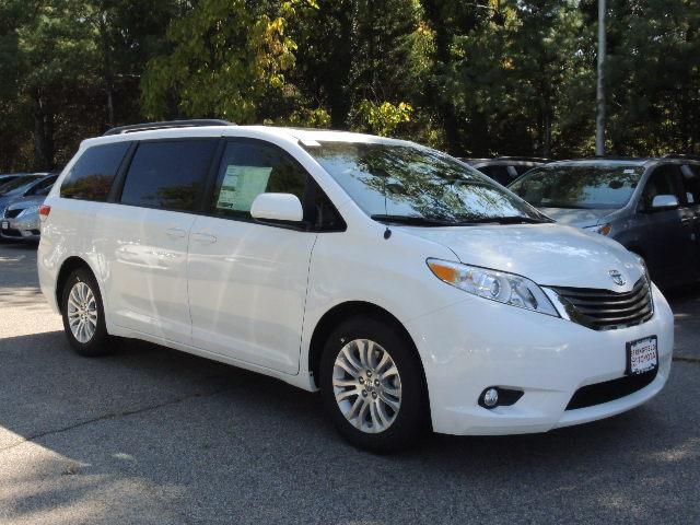 2014 Toyota Sienna SEL Sport Utility 4D