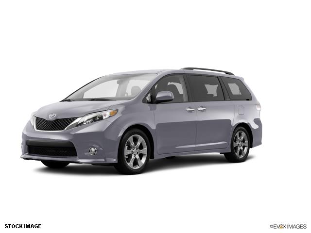 2014 Toyota Sienna X