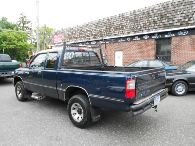 1995 Toyota T100 Work Truck Pickup 4D 5 3/4 Ft