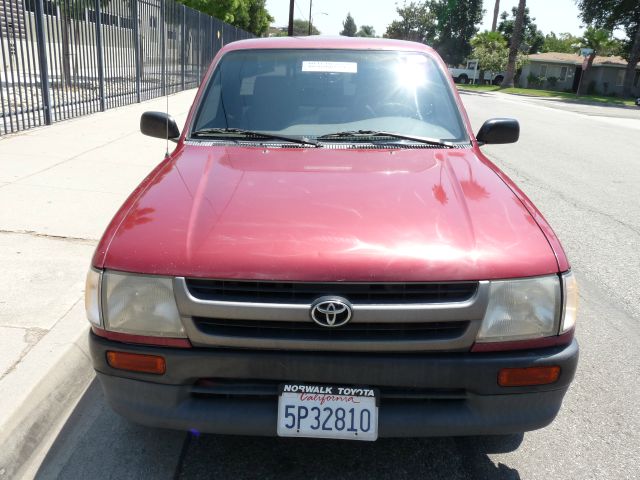 1997 Toyota Tacoma ES 2.4L AUTO