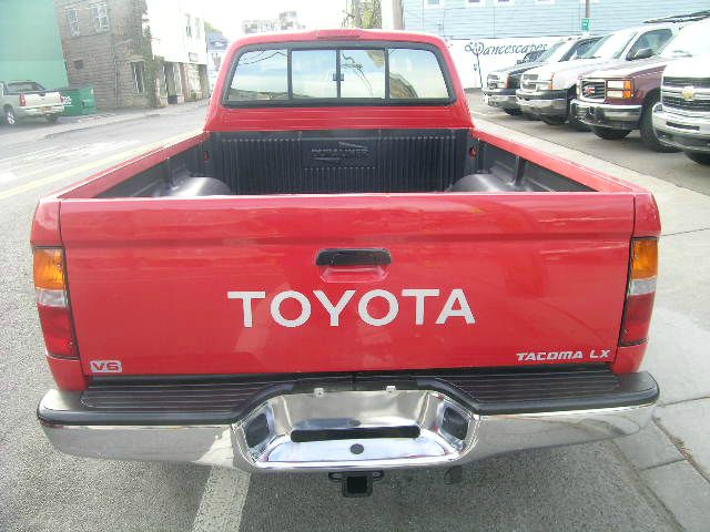 1997 Toyota Tacoma SLT 25