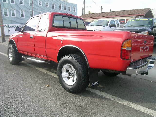 1997 Toyota Tacoma SLT 25