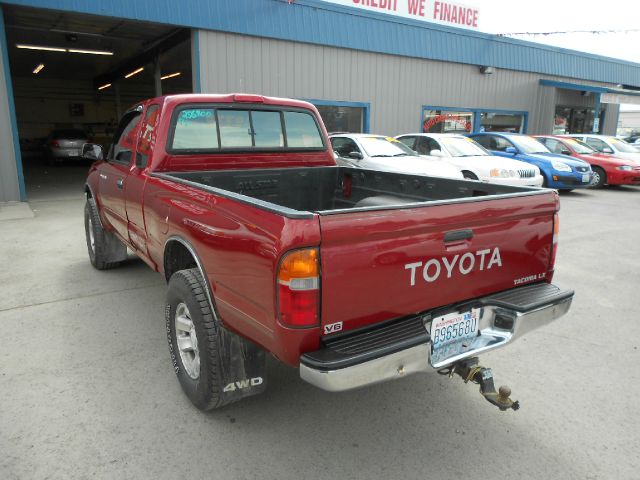 1997 Toyota Tacoma LT Pickup 4D 6 1/2 Ft