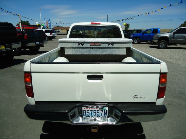 1997 Toyota Tacoma AWD SL