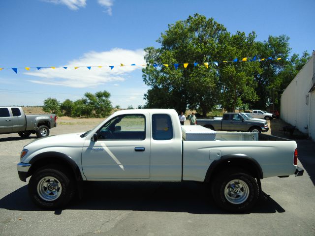 1997 Toyota Tacoma AWD SL